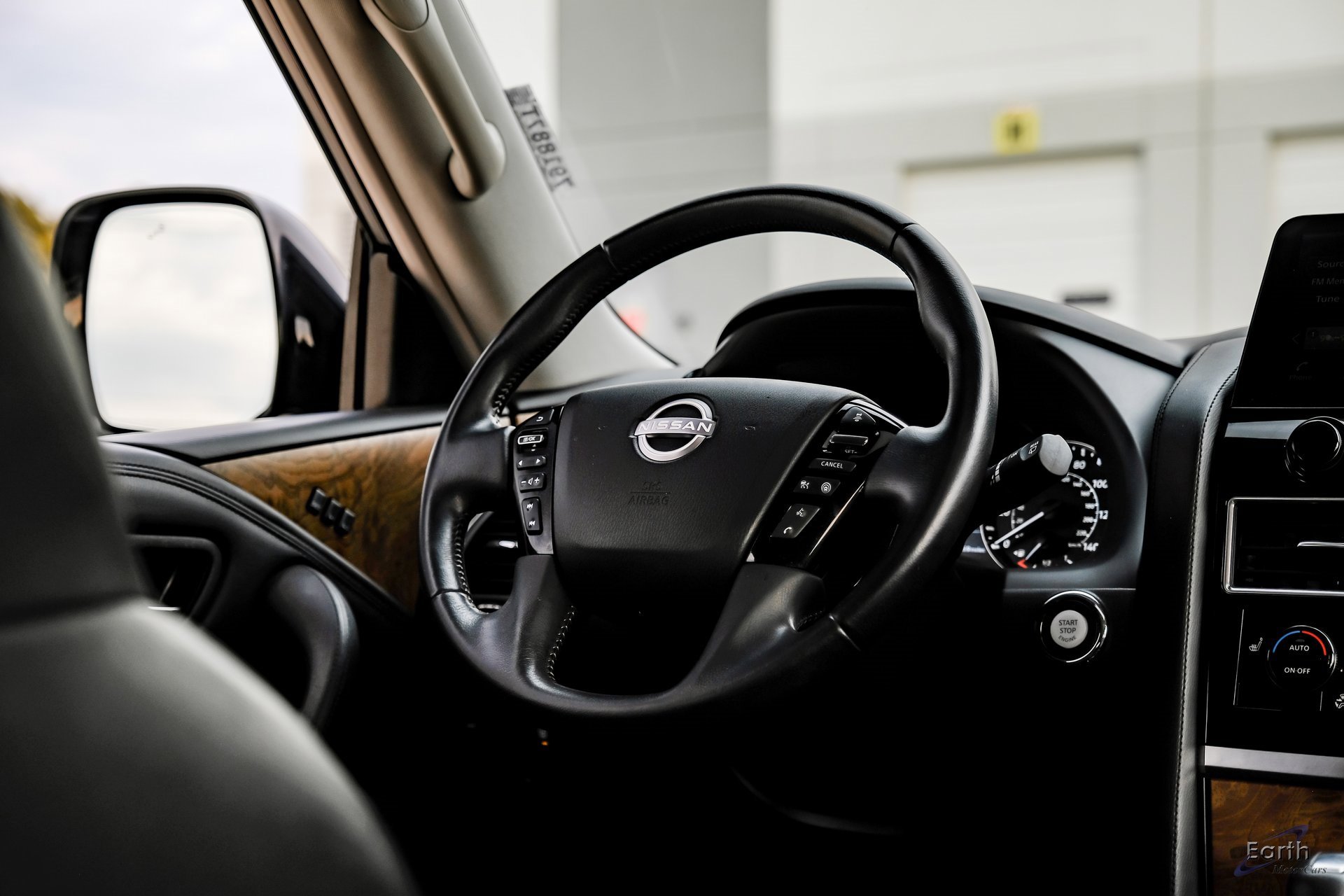 Used 2021 Nissan Armada SL w/ Captain's Chairs Package image 46