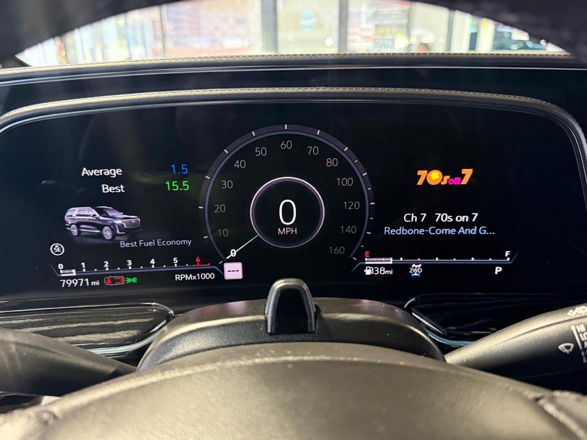 Used 2021 Cadillac Escalade Sport w/ Driver Assist Tech Package AWD/4WD image 20