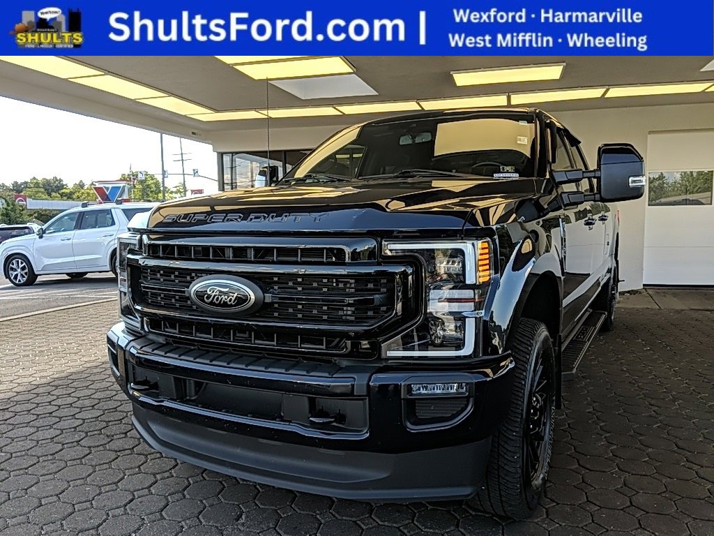 Certified 2022 Ford F350 Lariat w/ Black Appearance Package image 1