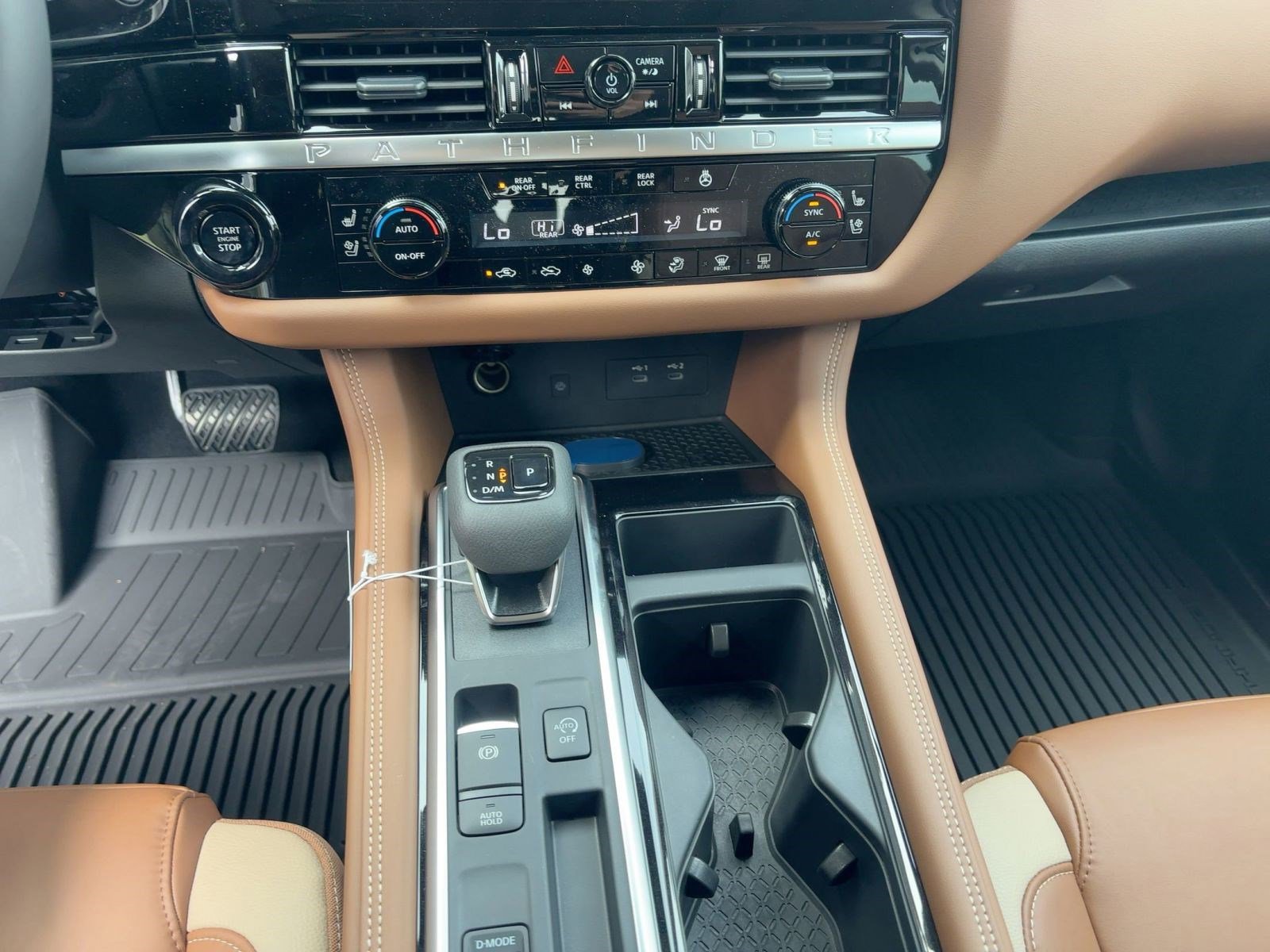 New 2026 Nissan Pathfinder Platinum image 18