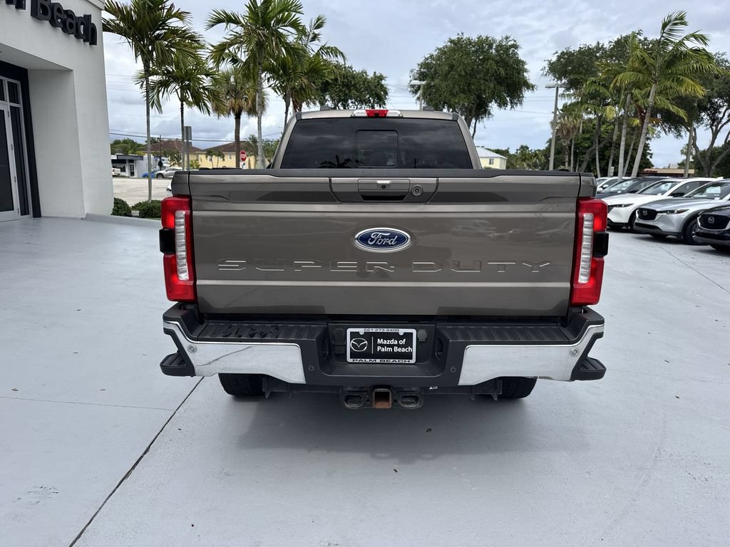 Used 2023 Ford F250 Lariat w/ Lariat Ultimate Package AWD/4WD image 2