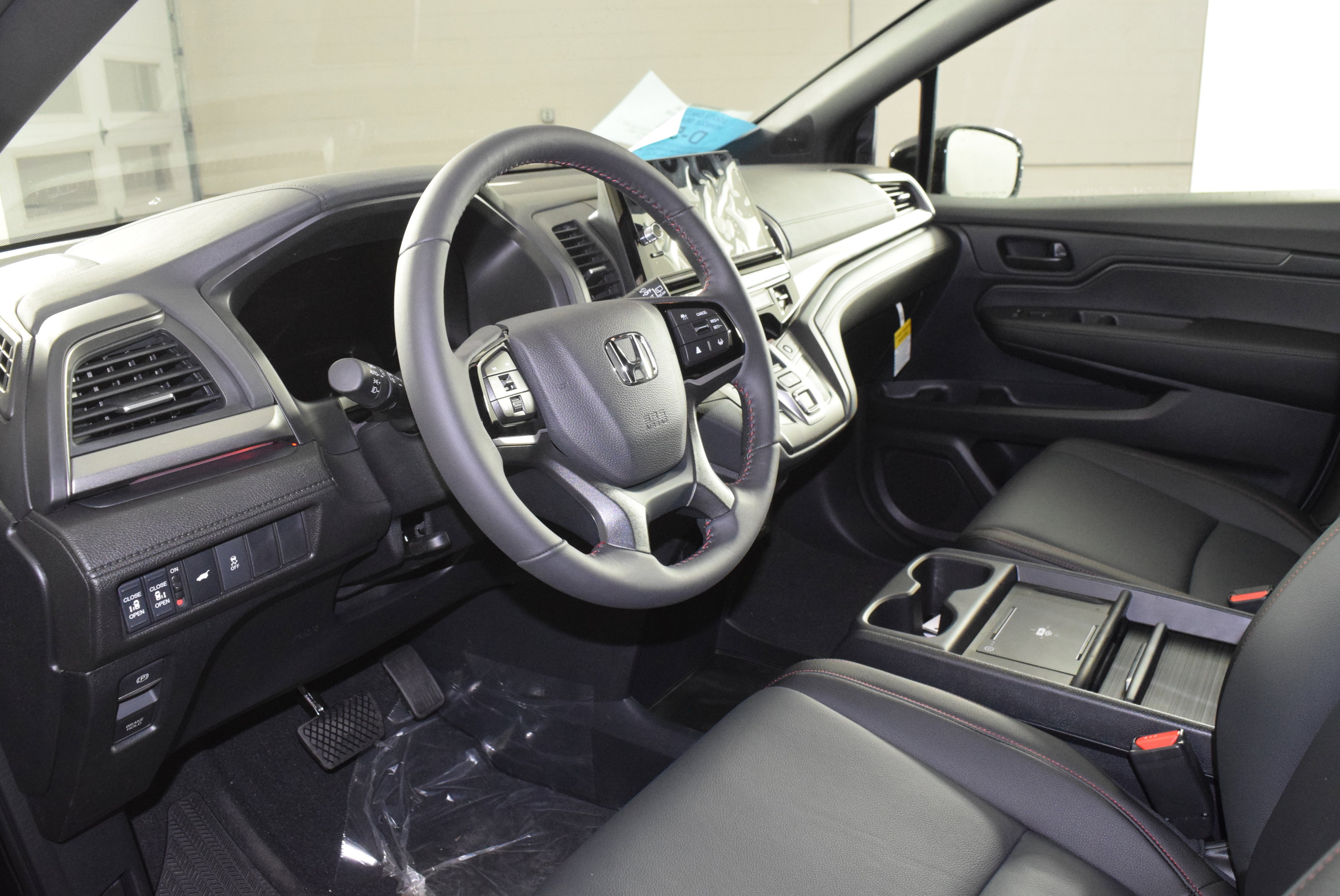 New 2026 Honda Odyssey Sport-L image 2