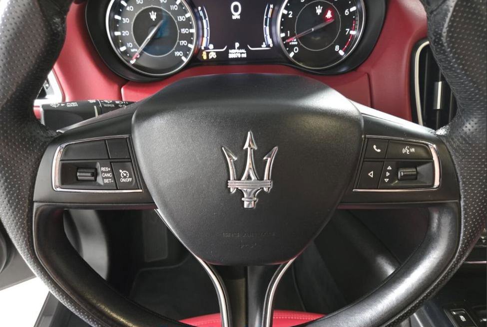 Used 2021 Maserati Ghibli S image 14