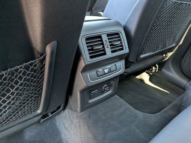 Used 2021 Audi Q5 e Premium Plus w/ Premium Plus Package image 21