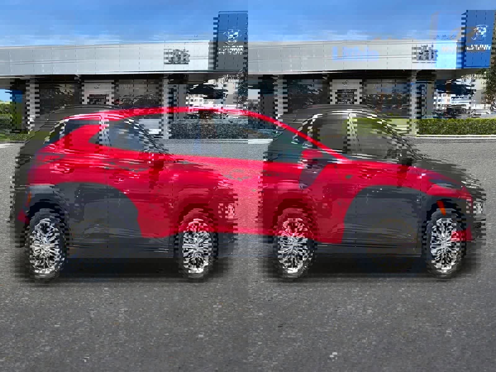 Used 2018 Hyundai Kona SEL image 9