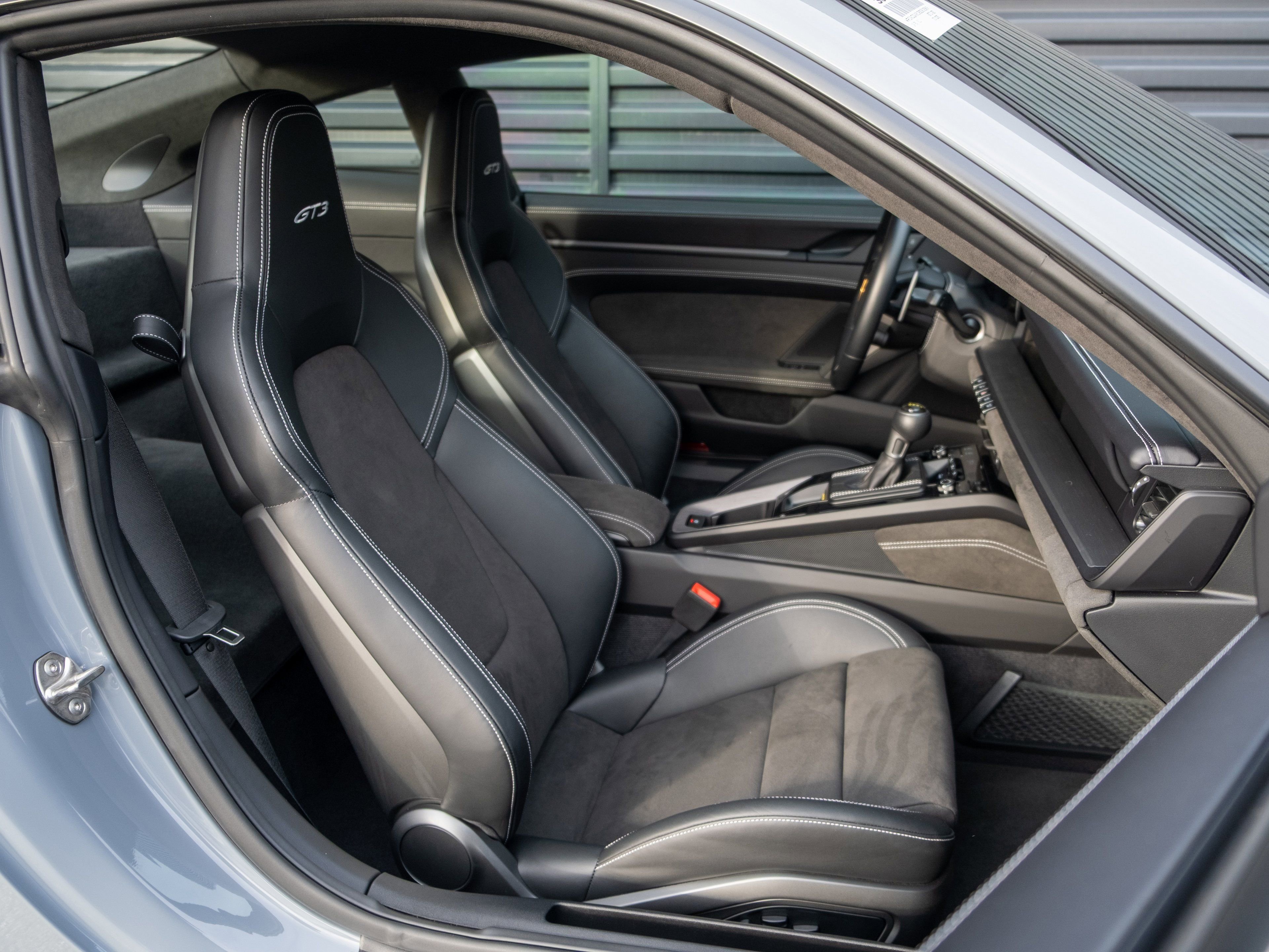 Certified 2024 Porsche 911 GT3 image 43