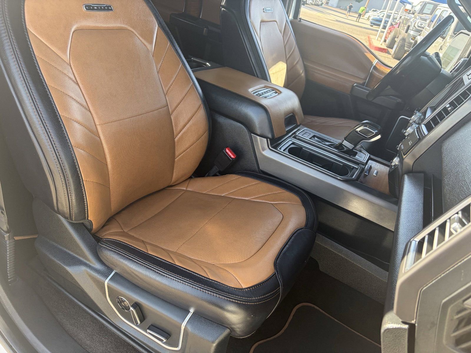 Used 2016 Ford F150 Limited AWD/4WD image 11