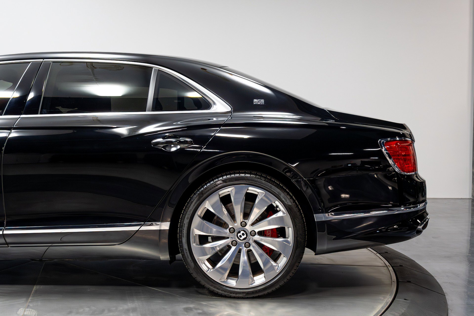 Used 2020 Bentley Flying Spur W12 w/ First Edition Specification image 46