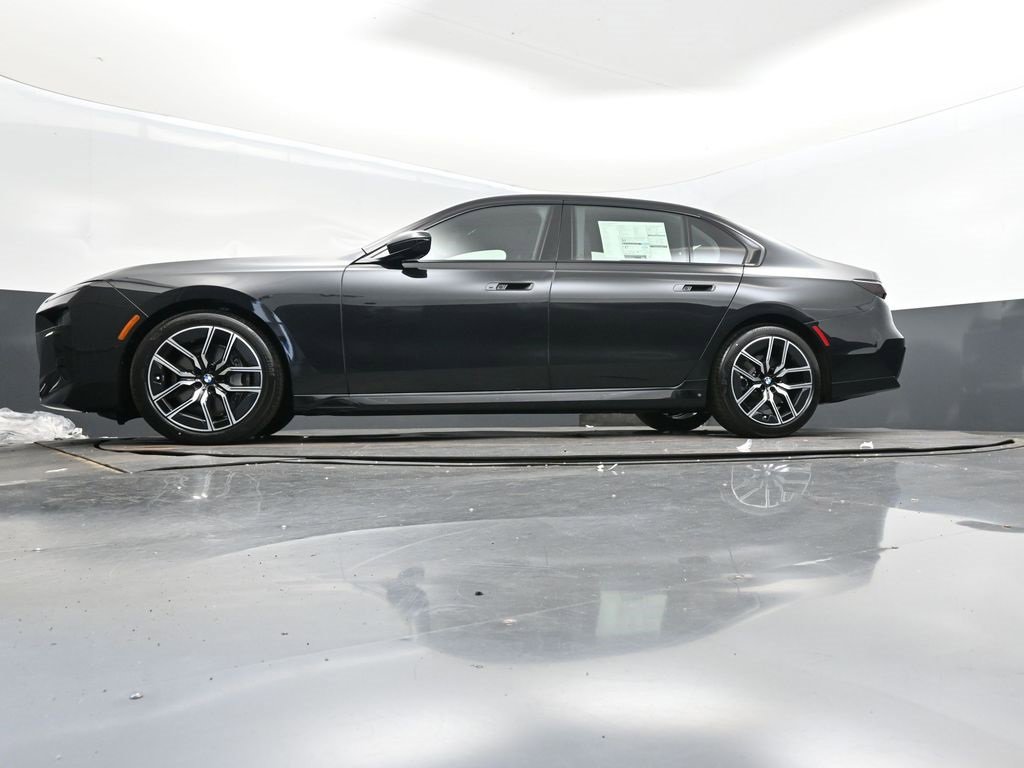 New 2026 BMW 740i xDrive w/ Executive Package image 22