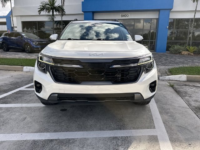 Used 2024 Kia Seltos X-Line AWD/4WD image 19