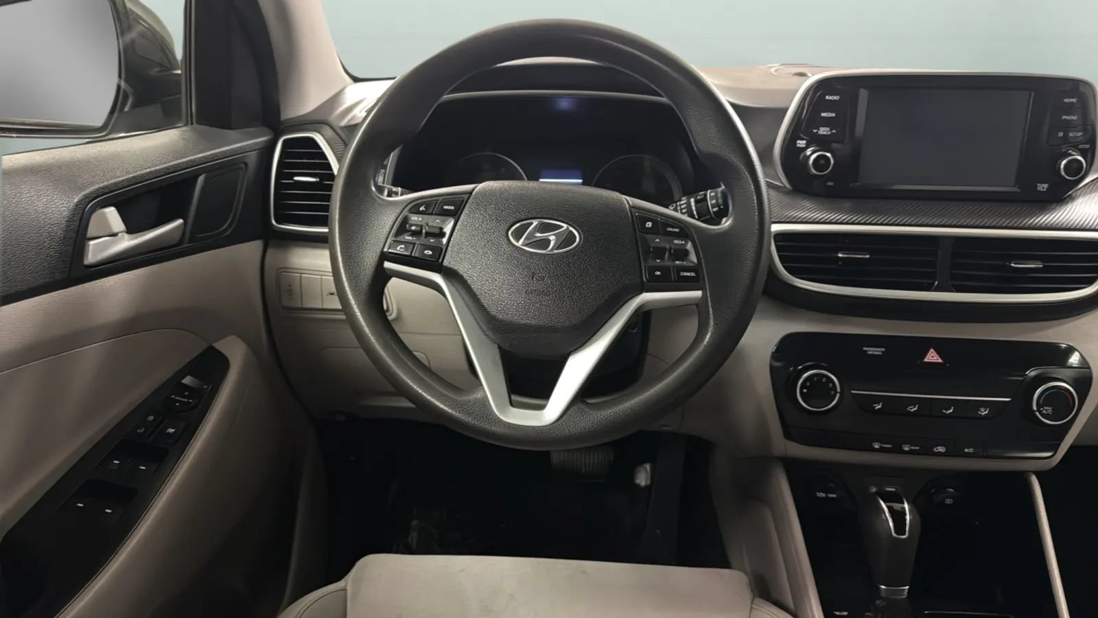 Used 2021 Hyundai Tucson SE w/ Cargo Package FWD image 10