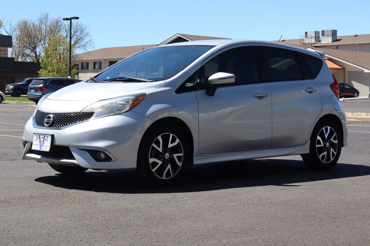 Used 2015 Nissan Versa Note SR w/ SR Convenience Package FWD image 11