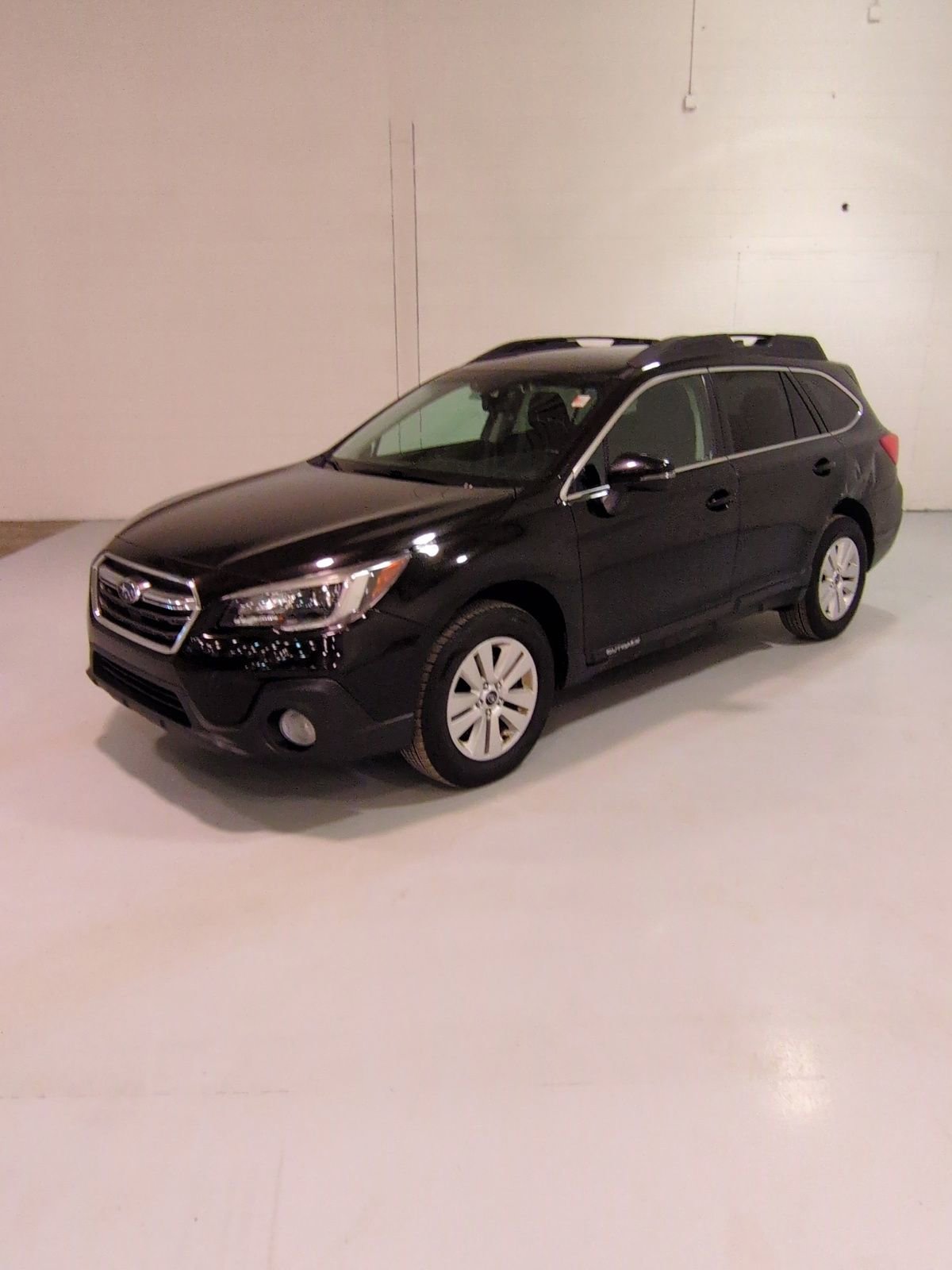Used 2019 Subaru Outback 2.5i Premium AWD/4WD image 8