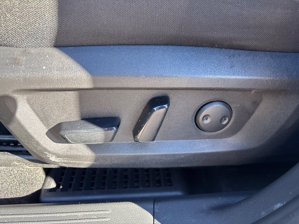 Certified 2023 Nissan Rogue SV AWD/4WD image 19