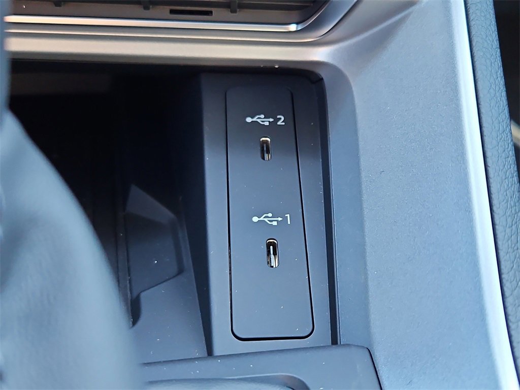 New 2025 Audi Q3 2.0T Premium image 10