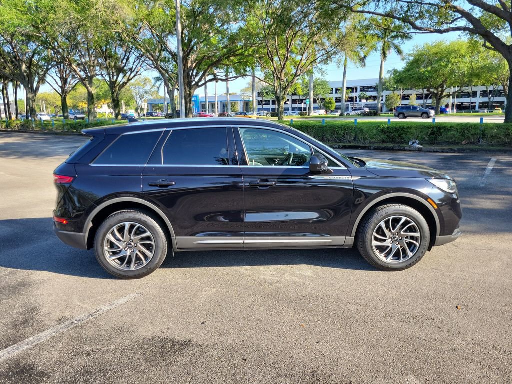 Certified 2022 Lincoln Corsair FWD image 8