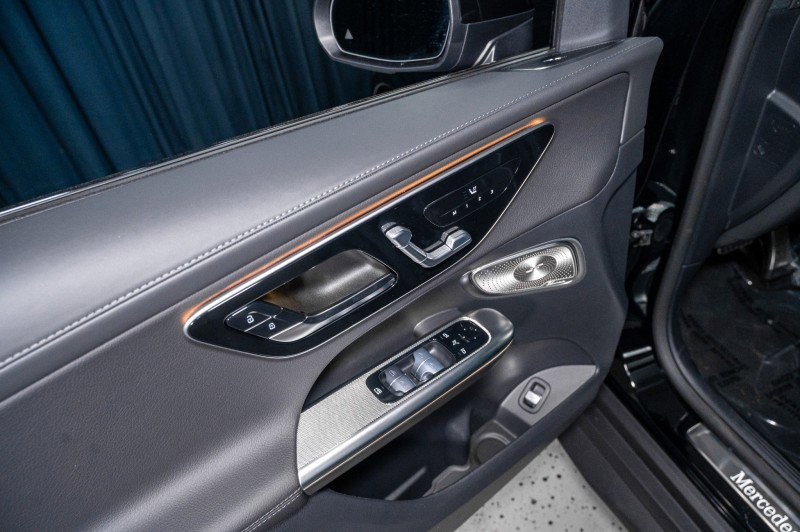 New 2026 Mercedes-Benz GLC 300 4MATIC image 11