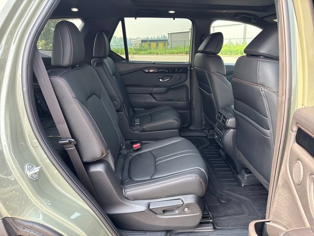 Used 2026 Honda Pilot TrailSport image 11