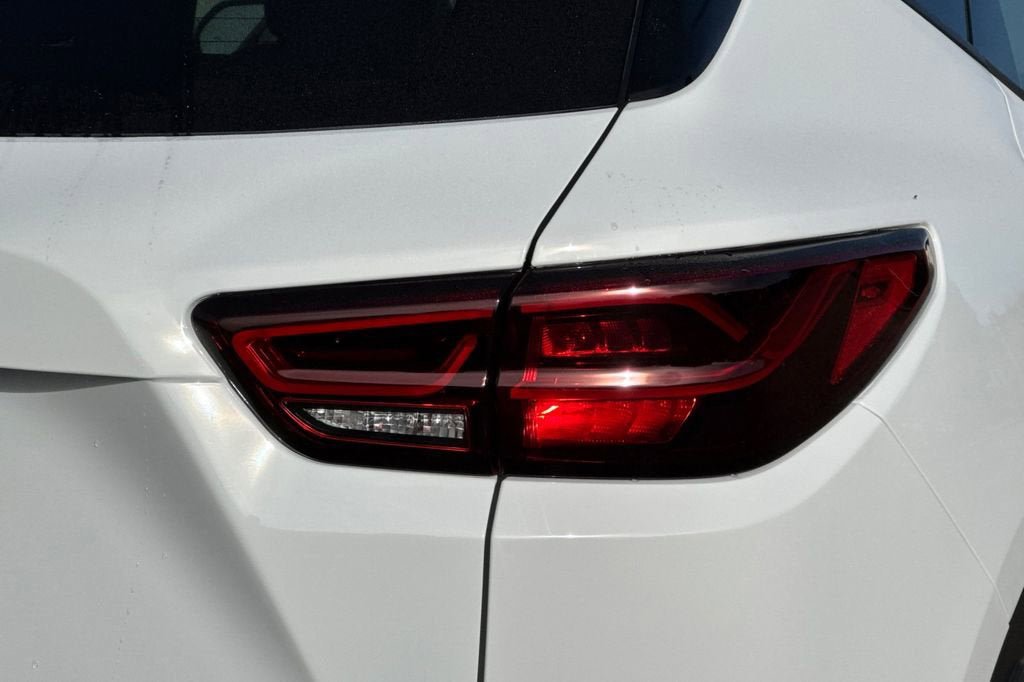 New 2026 Chevrolet Blazer LT w/ Midnight/Sport Edition FWD image 26