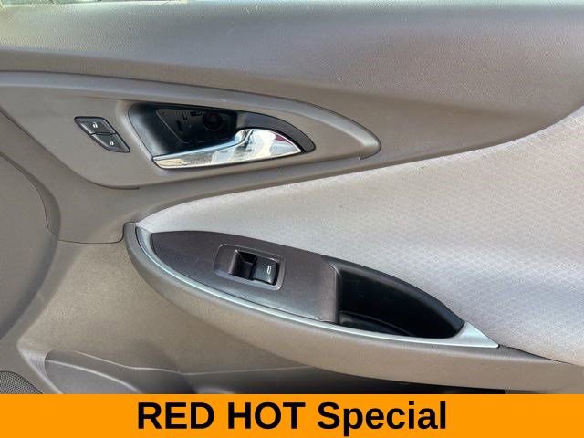 Used 2021 Chevrolet Malibu LT image 42