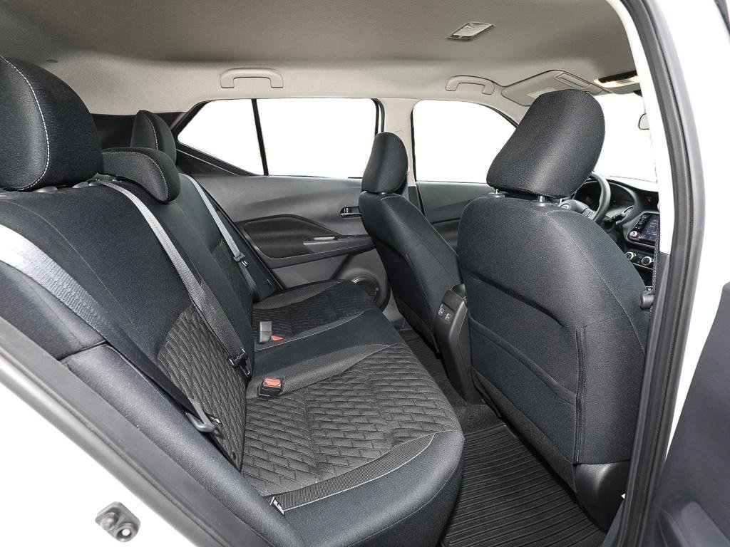 Used 2023 Nissan Kicks SV image 21