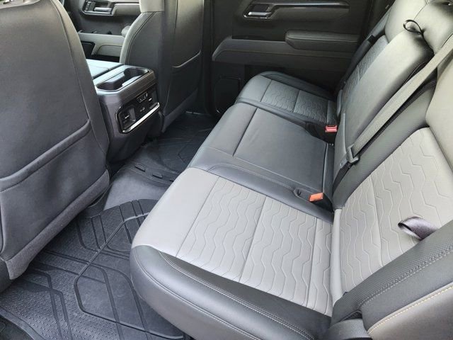 Used 2025 Chevrolet Silverado 1500 ZR2 w/ Technology Package image 32