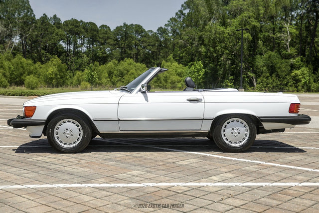 Used 1988 Mercedes-Benz 560 SL video 1