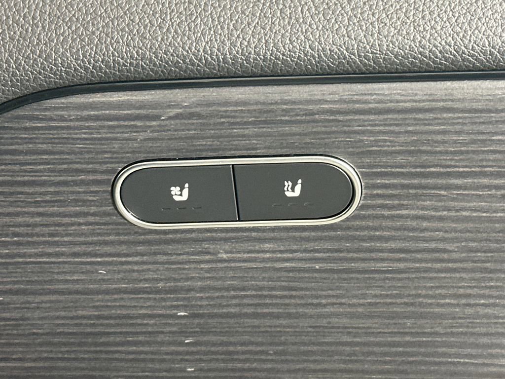 Certified 2022 Mercedes-Benz GLA 250 image 16