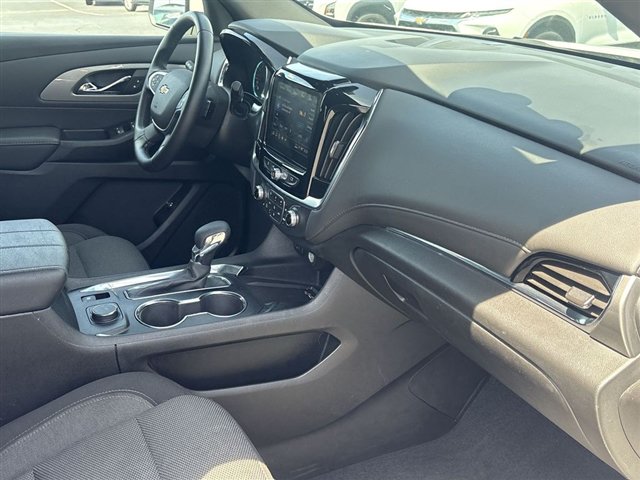 Certified 2023 Chevrolet Traverse LT FWD image 27