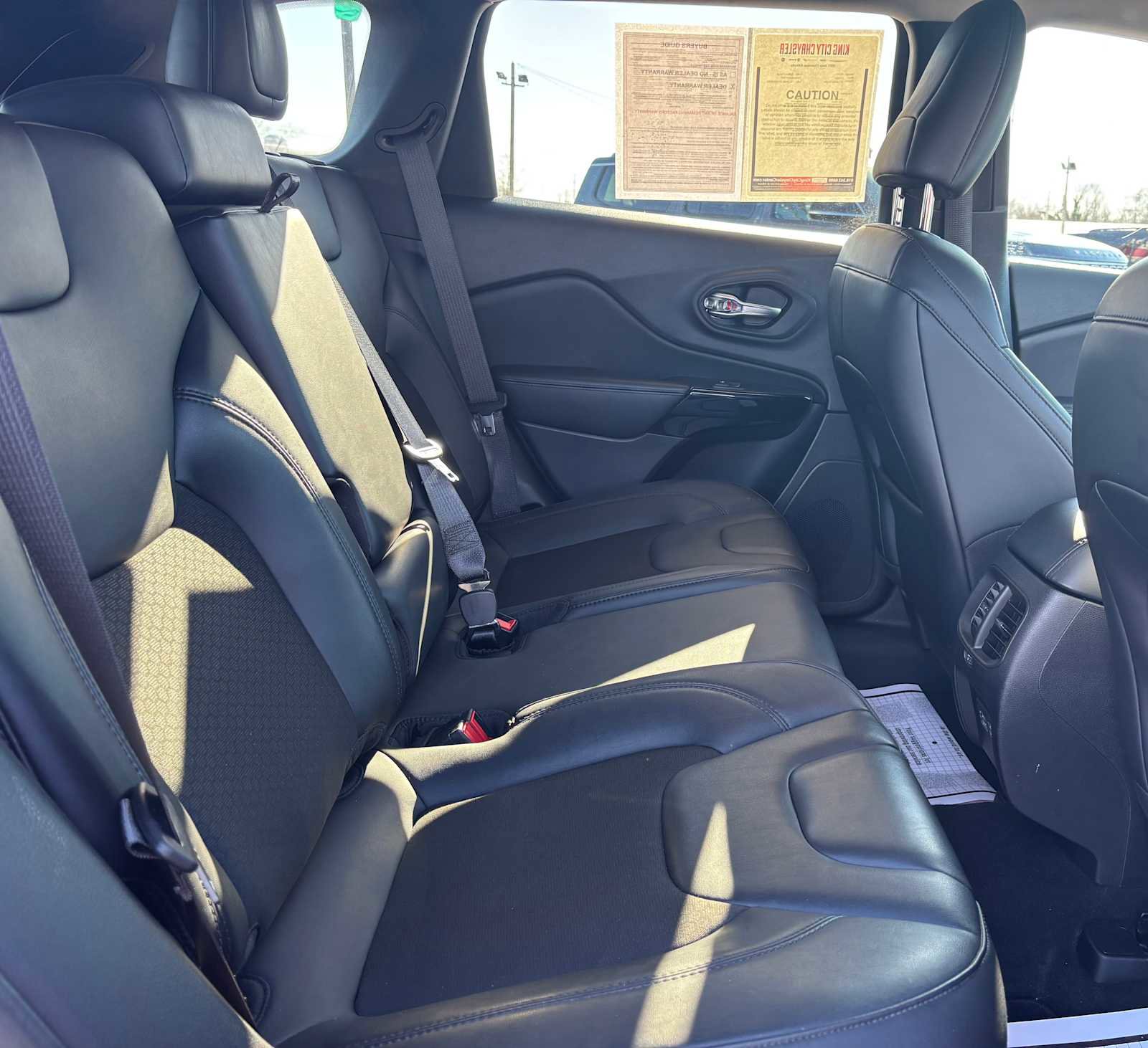 Certified 2021 Jeep Cherokee Latitude Plus image 12