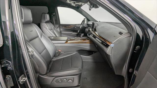 Used 2021 Cadillac Escalade Luxury AWD/4WD image 26