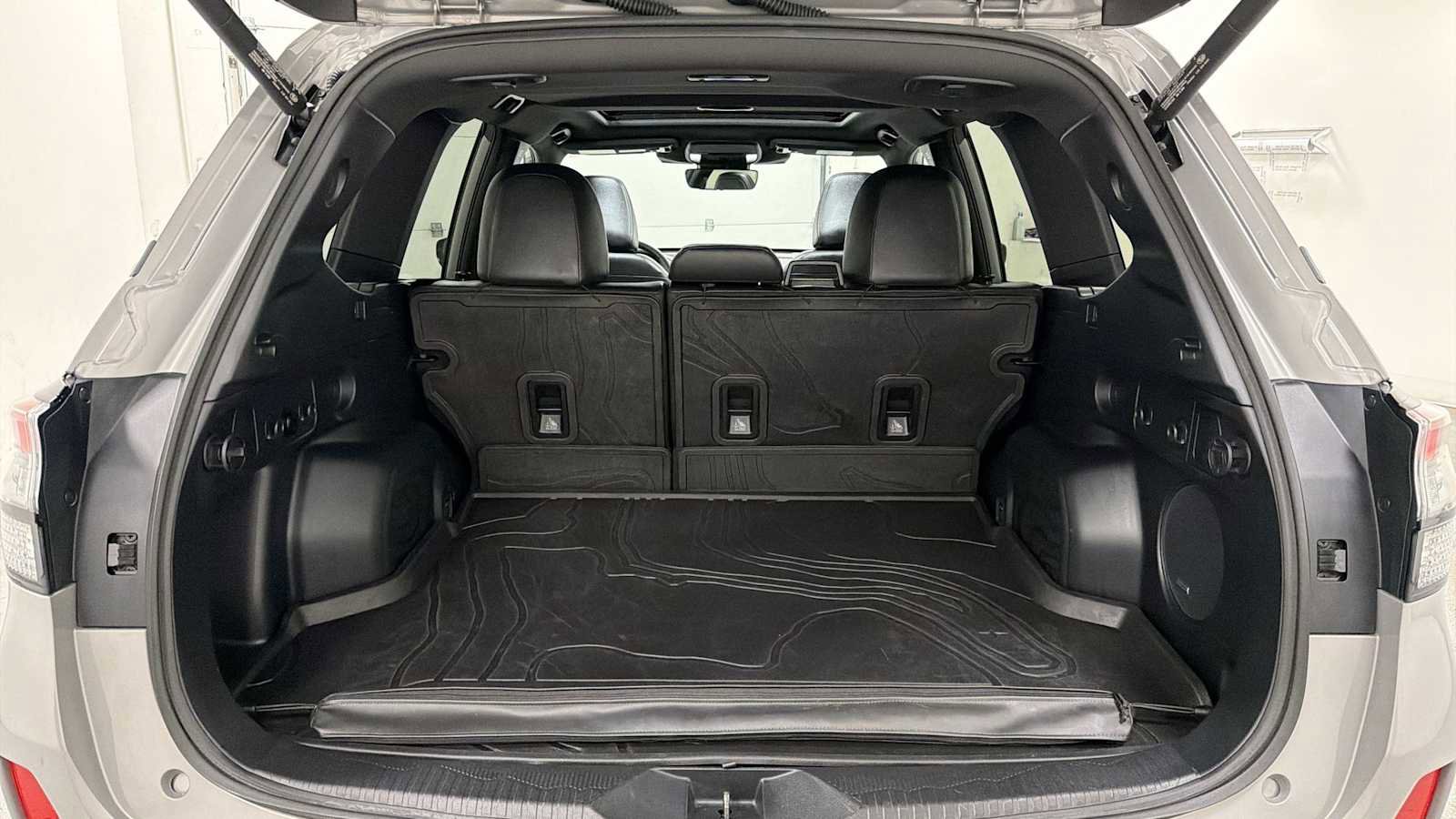 Used 2025 Subaru Forester Sport AWD/4WD image 28