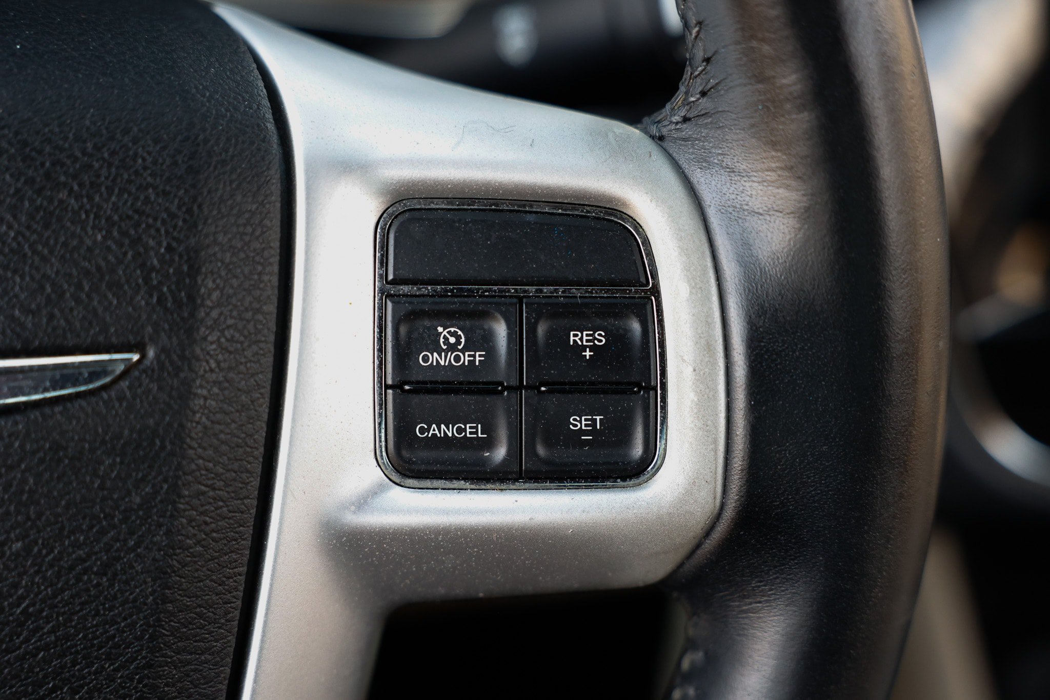 Used 2013 Chrysler 200 Touring w/ Cold Weather Group FWD image 28
