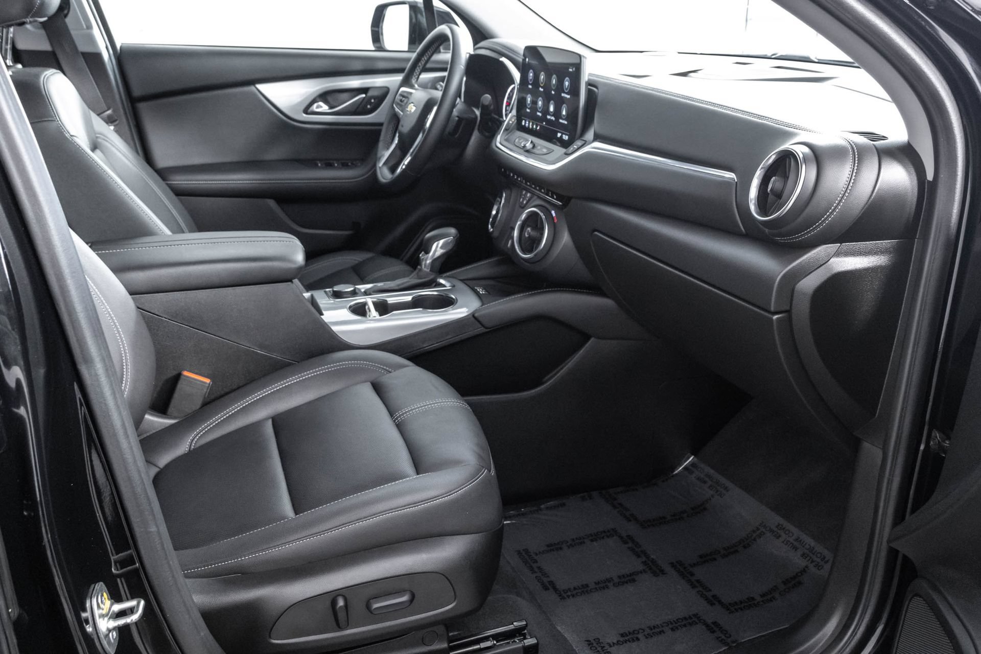 Certified 2023 Chevrolet Blazer LT w/ Sound & Technology Package FWD image 45