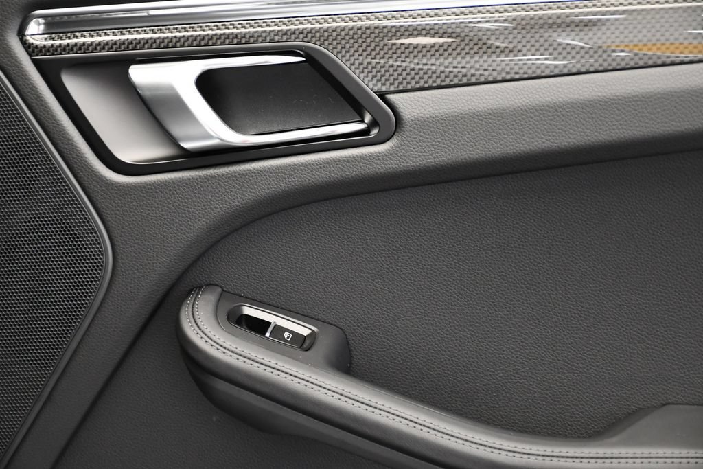 Certified 2026 Porsche Macan Turbo AWD/4WD image 53