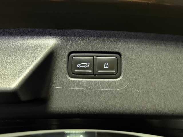 Used 2024 Hyundai Santa Fe Limited image 27