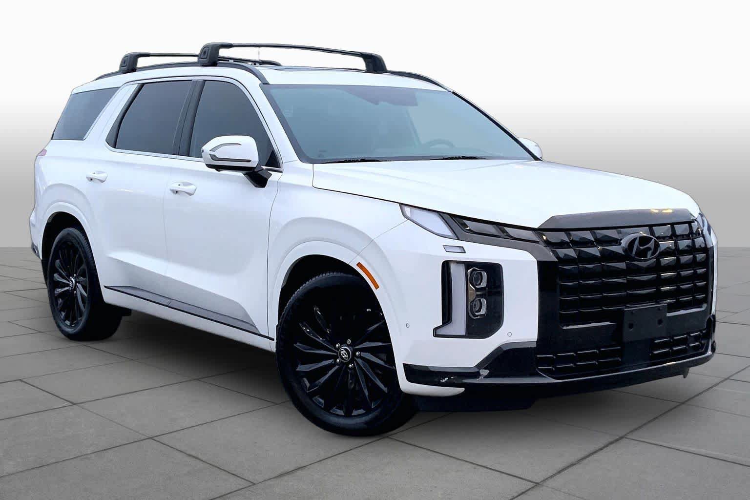 Used 2024 Hyundai Palisade Calligraphy AWD/4WD image 3
