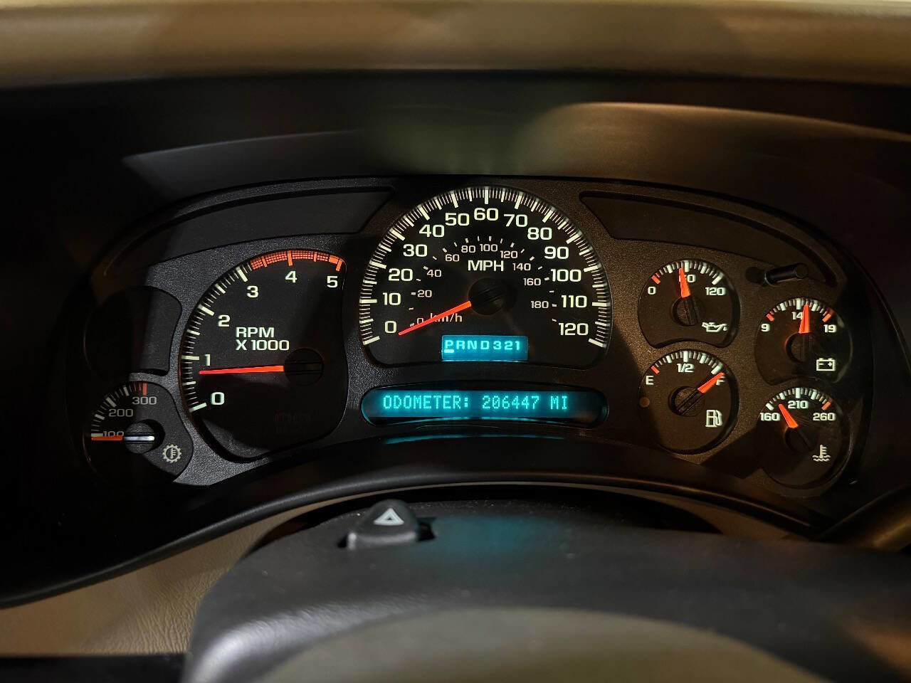 Used 2005 Chevrolet Silverado 2500 LT w/ Heavy-Duty Power Package AWD/4WD image 10