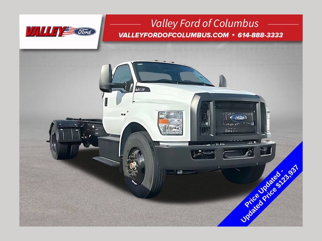 New 2026 Ford F750 2WD Regular Cab Super Duty image 1
