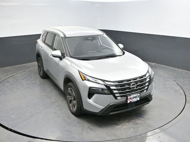 Used 2025 Nissan Rogue SV AWD/4WD image 36