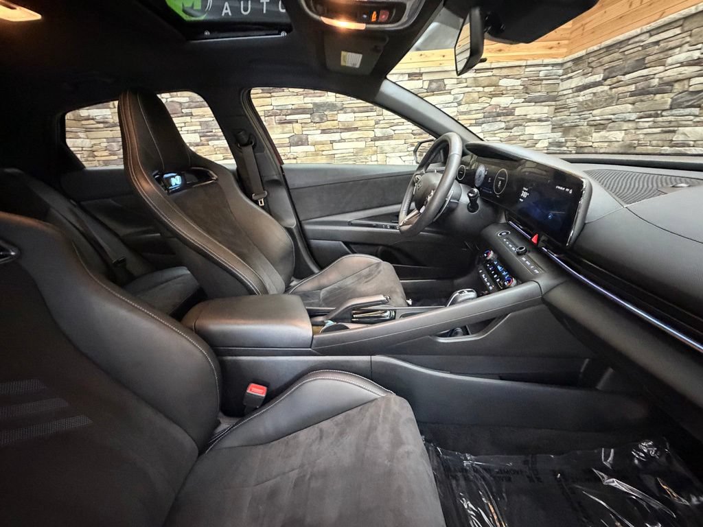 Used 2024 Hyundai Elantra N FWD image 25