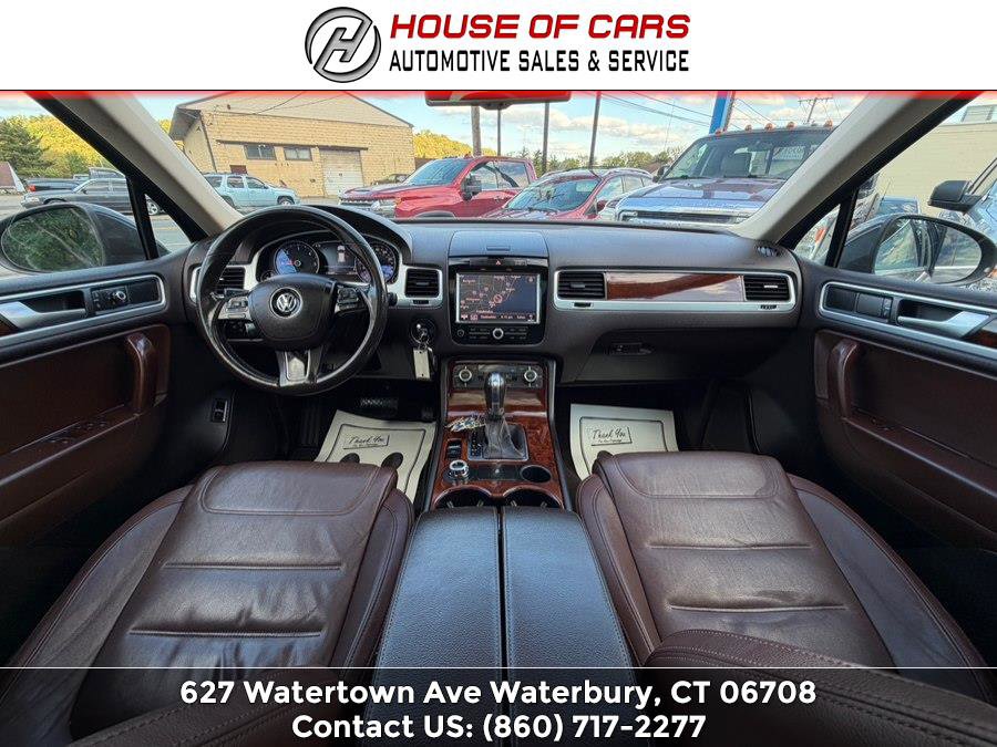 Used 2013 Volkswagen Touareg TDI AWD/4WD image 36