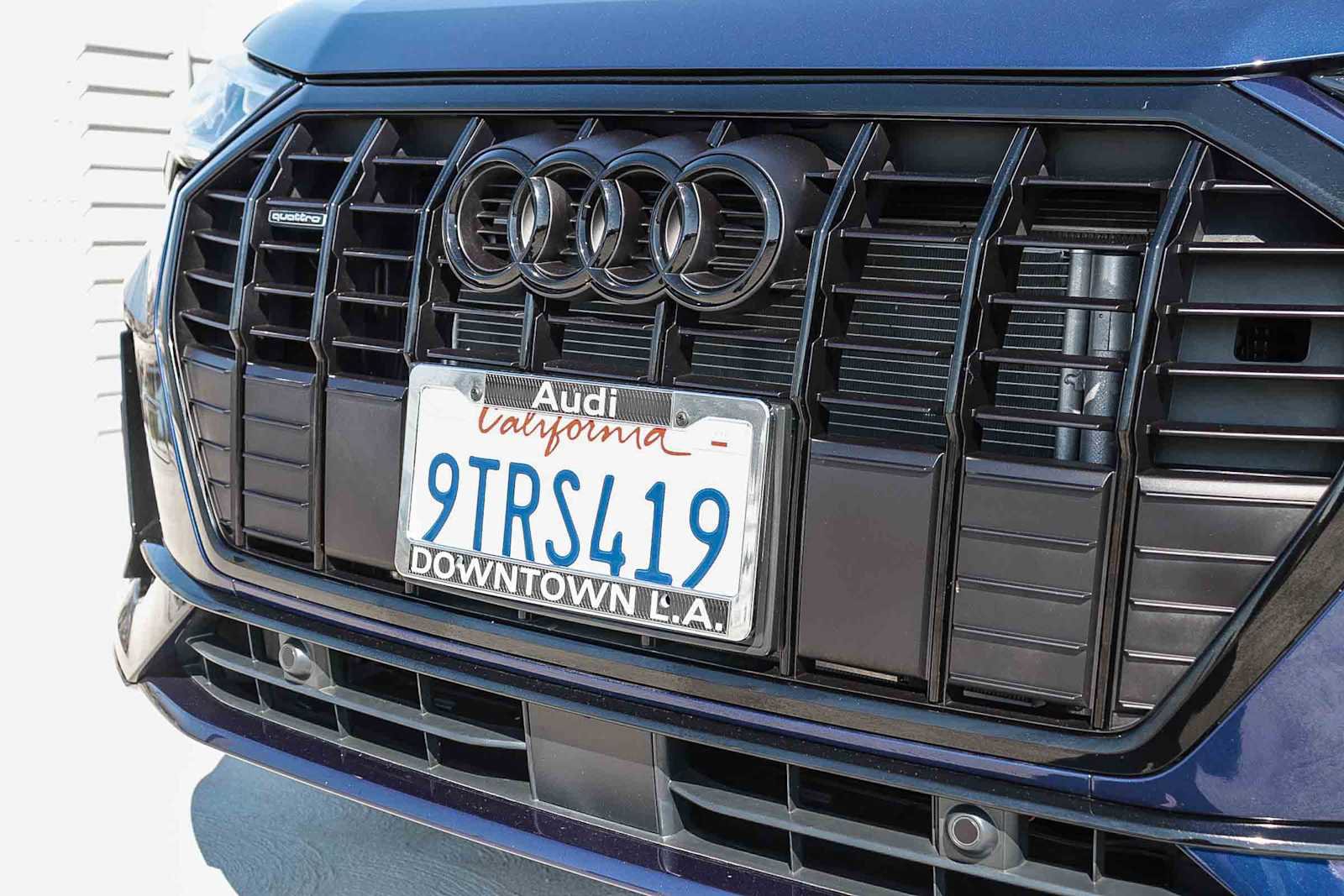 Used 2025 Audi Q3 2.0T Premium w/ Convenience Package image 5