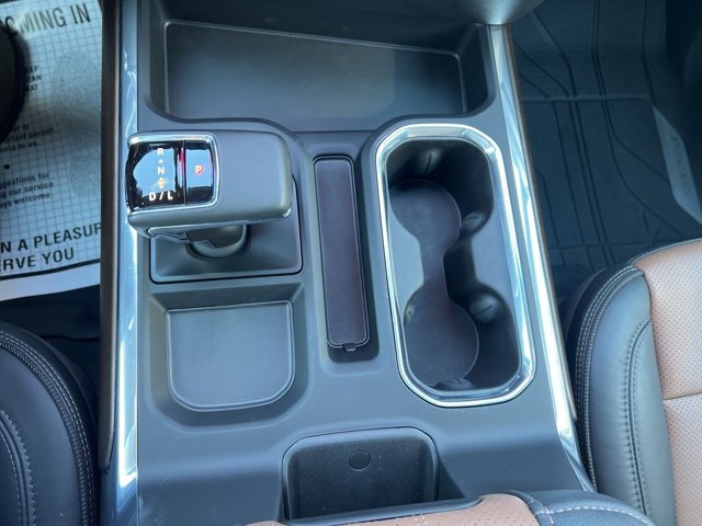 Used 2024 Chevrolet Silverado 1500 High Country w/ Technology Package image 23