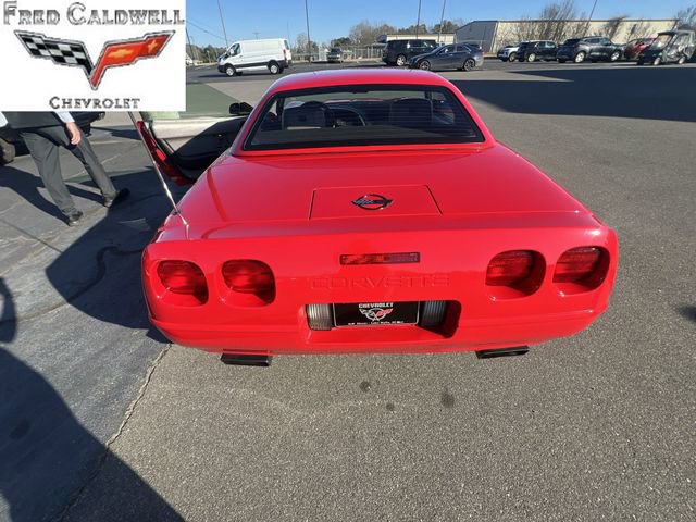 Used 1991 Chevrolet Corvette Convertible RWD image 25