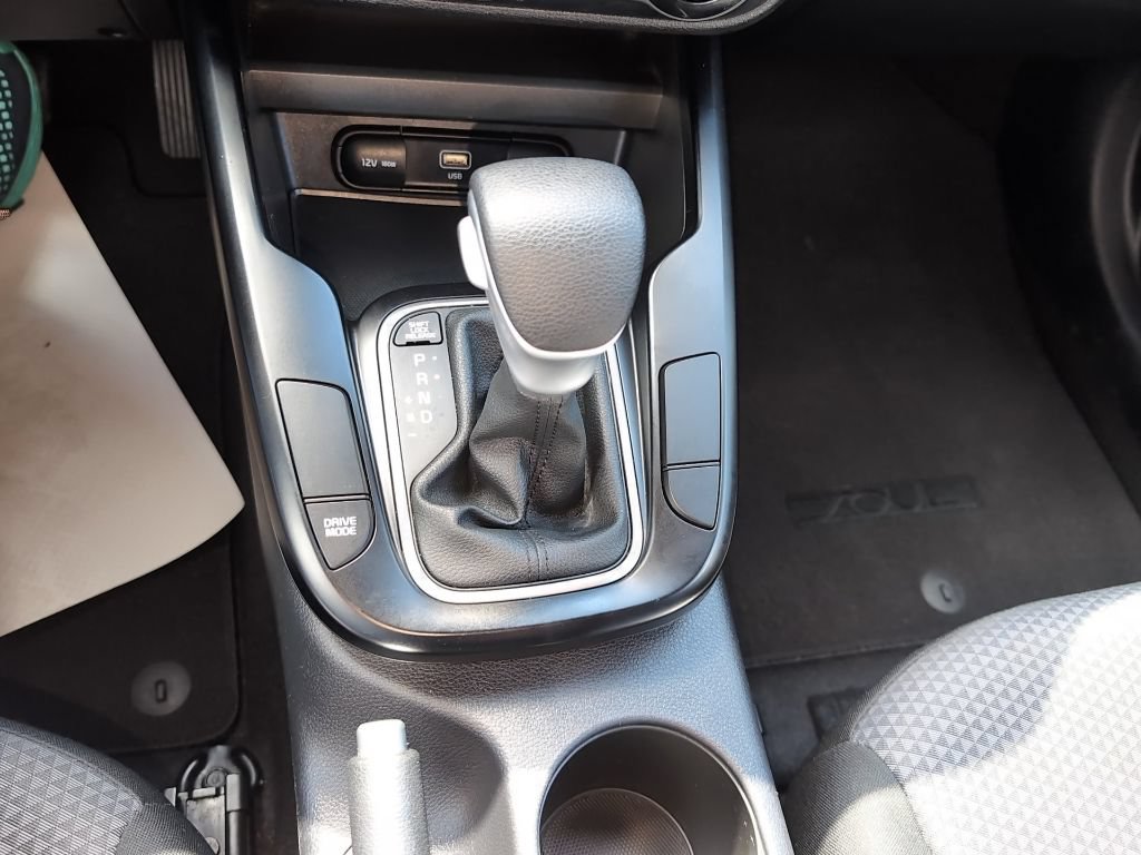 Used 2023 Kia Soul LX w/ Option Group 015 FWD image 21