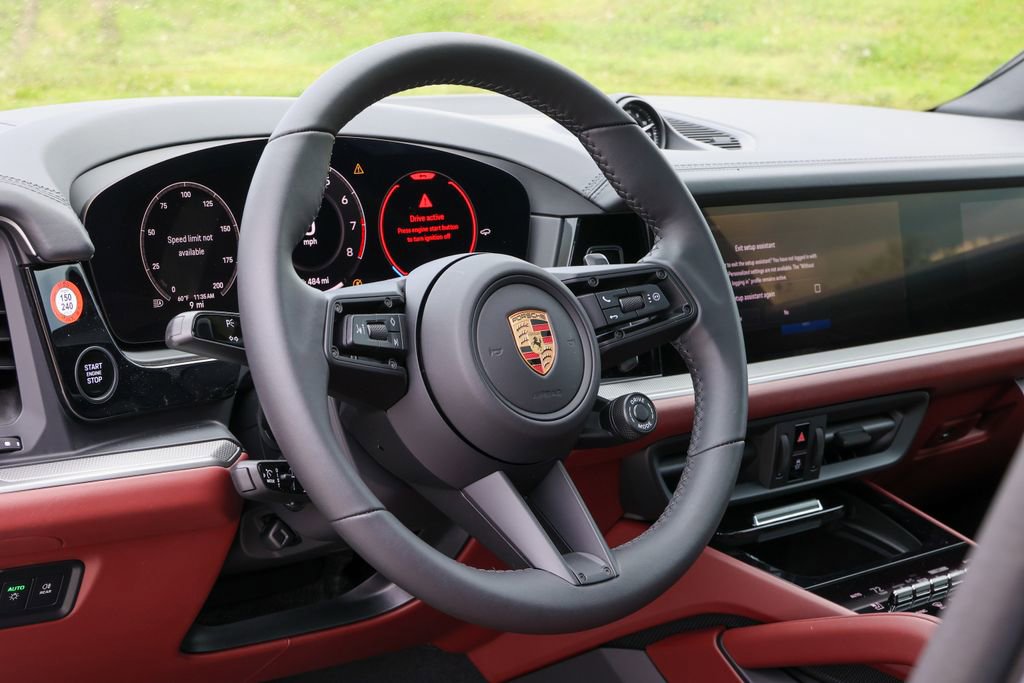New 2026 Porsche Cayenne S AWD/4WD image 32