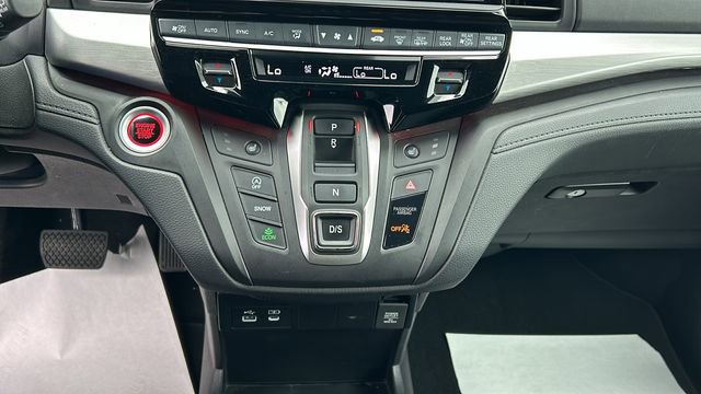 Used 2025 Honda Odyssey Sport-L image 21