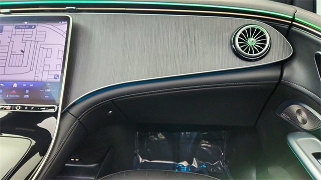 Used 2023 Mercedes-Benz EQE 500 4MATIC SUV w/ Exclusive Trim Package image 36