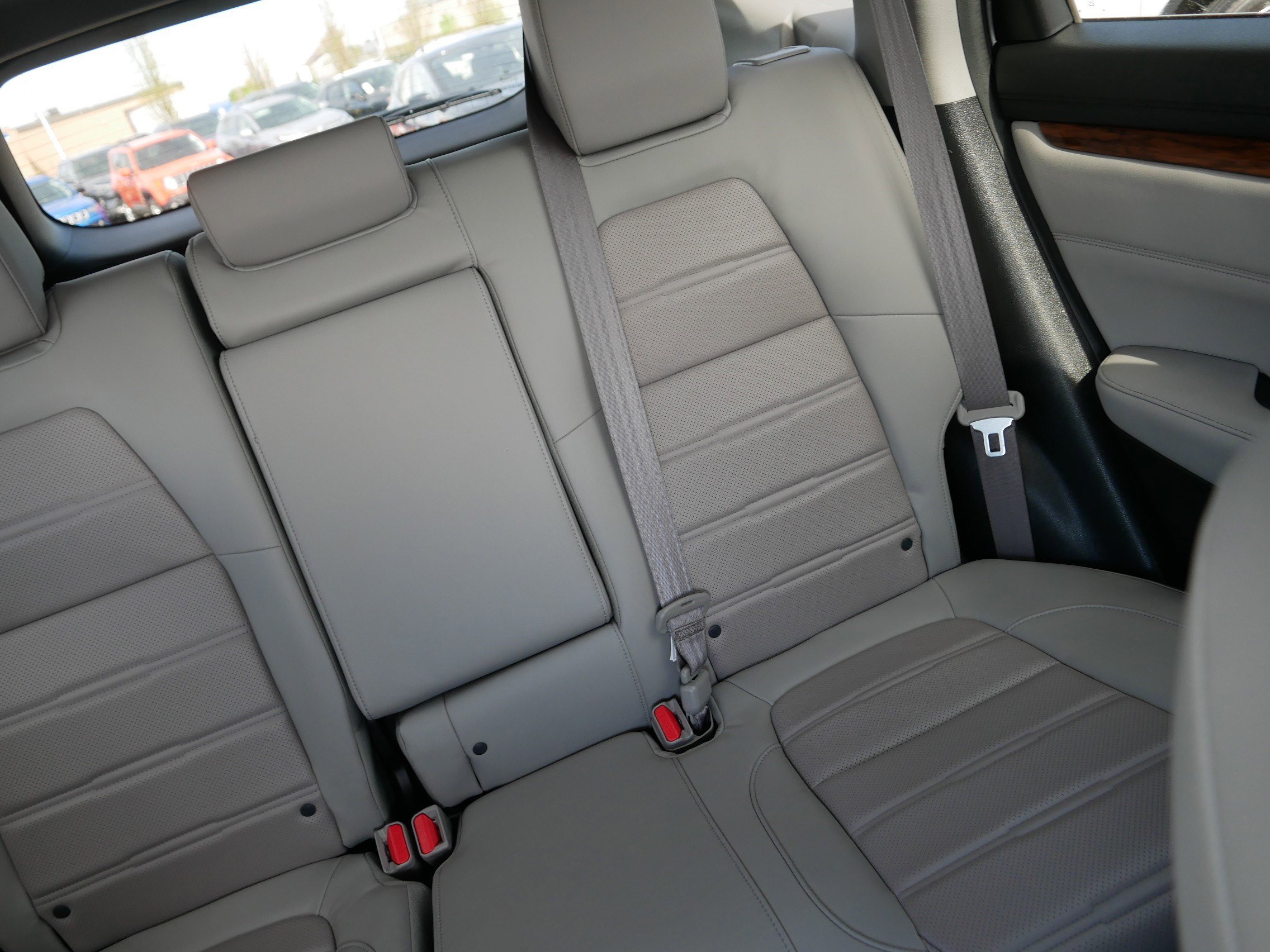 Used 2022 Honda CR-V Touring image 14